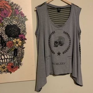 Torrid Shark Bite Skull Tank